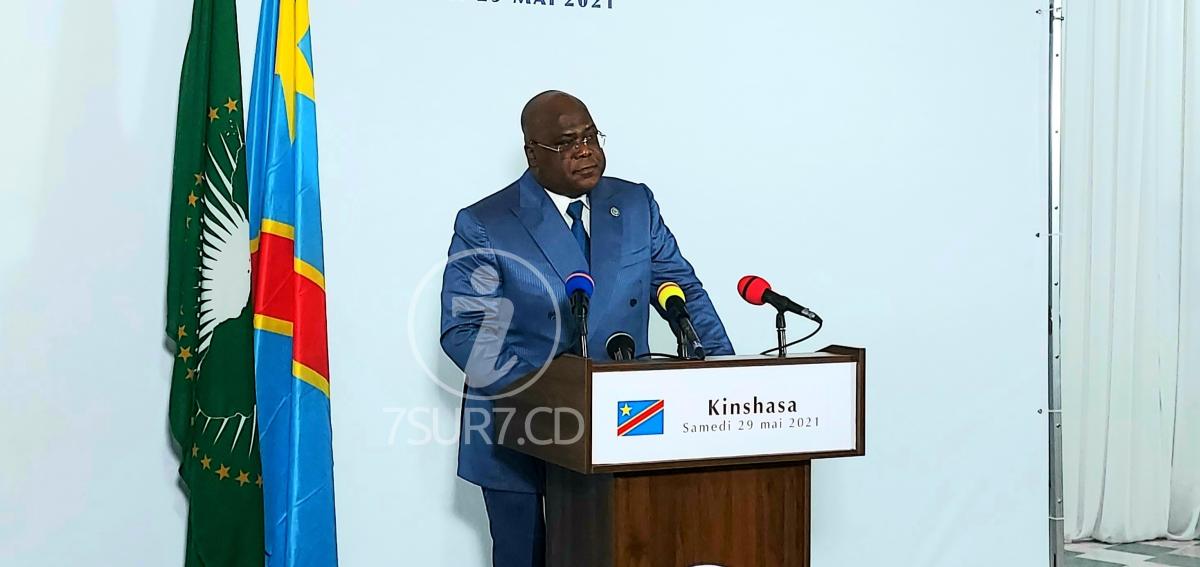 Félix Tshisekedi devant la presse au Palais de la Nation à Kinshasa